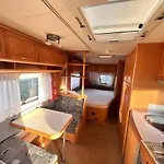 Camping-in-waabs * Waabs