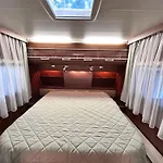 Camping-in-waabs Waabs