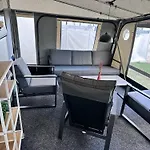 Camping-in-waabs * Waabs