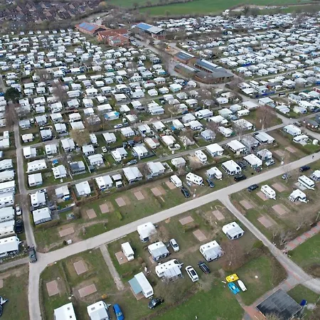 Camping-in-waabs Waabs