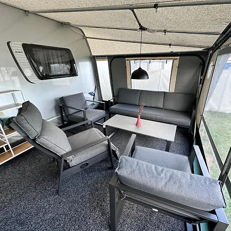 Camping-in-waabs * Waabs